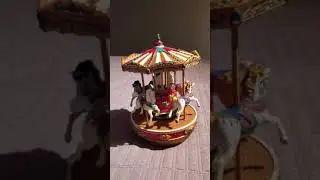 Mr. Christmas go round listing