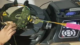 Belajar memasang senar raket standar BWF