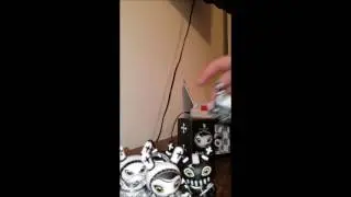 Opening some Otto Bjornik&rsquo;s Dunny Chess Series Dunnys