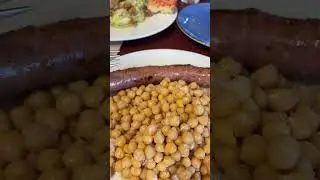 Sabor de Espa&ntilde;a: butifarra con garbanzos 😍🍲 #spania #comida #turismo #relax #cocina
