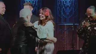 Patty Ascher sings Mas que Nada
