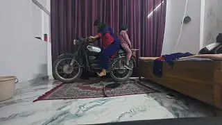  Barefoot Girl Struggle Kickstarts Vintage Rajdoot 175cc with Daughter🔥🔥🔥 #priyankakhanduri