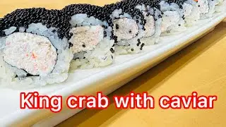 King crab 🦀 sushi with caviar Make delicious@chefhiro4898 @Munchies @SUSHIRAMEN-Riku @MrBeast