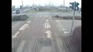 Tak wojskowa ciężar&oacute;wka zderzyła się z tramwajem. Zobacz film