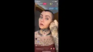 3ECB3C18 FC9D 4B39 98B3 C4505B3963FE fie laursen viser bryster p&aring; live danmark