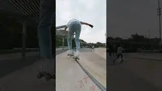 Over acid grind vs Topside acid #rollerskating #quadskates #rollerskates #chayaskates #wheelie