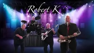 Sample of a Green Screen Video  -   Robert K singing 
