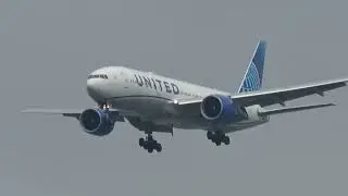 United Airlines B-777 (N227UA & N69020)羽田空港着陸