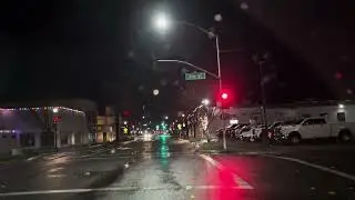 En la calle del centro Woodland,California,EEUU.(12/25/25).
