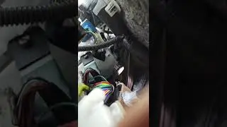Аварийные огни Toyota Prius не выключаются. Решение для отключения и включения сигналов поворота.
