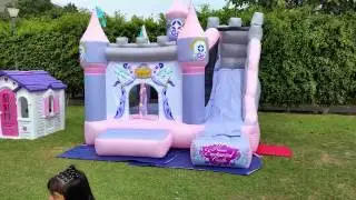KIDWISE Princess Enchanted Castle Bounce House Bouncer with Slide, Castillo de princesas