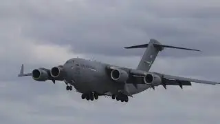 Boeing C-17 Globemaster Tactical Landing Demo at London Airshow 2020