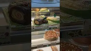 wenger&rsquo;s famous desert cp🍰 #food #foodie #desert #cake #christmas