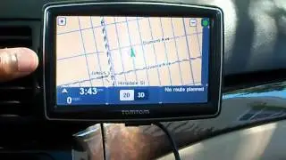 BMW DVD Factory Navigation vs. Portable Tom Tom 550xxl Navigation