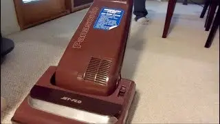 Vintage Panasonic Jet-Flo Performance Plus (MC-6317) Upright Vacuum Cleaner