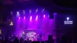 ကမ်းမရှိတဲ့အချစ်-အငဲ One Man Show  Old Version Live Music & Restaurant (Mandalay)