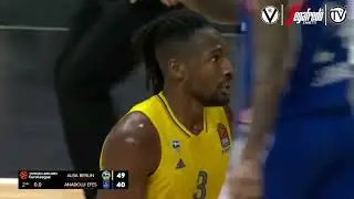 Season 23/24 | Welcome to Bologna Jaleen Smith
