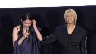 『ベビわる』”髙石あかり＆伊澤彩織、大勢のファンを前に感極まる　言葉を詰まらせるも笑顔であいさつ「ただいま〜！」　映画『ベイビーわるきゅーれ ナイスデイズ』公開記念舞台挨拶
