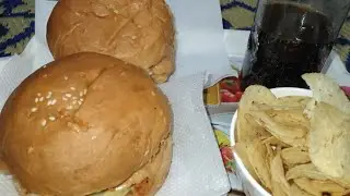 Bakery style chicken burger at home 😍 |Juicy, easy and super tasty🥰|#trendingvideo#chickenburger