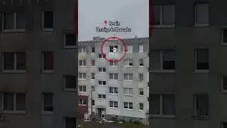 New German Engineer Conducts Physics Experiments