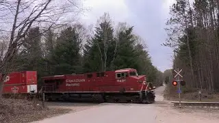 CP 8826 at Moonstone (28APR2023)
