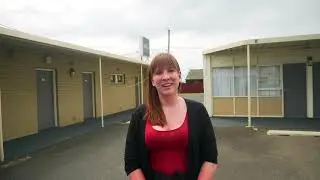 Edgewater Hotel Devonport Review in German from Carina by Grasshopper Travel