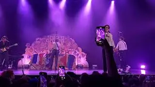 Joker Out - Bluza LIVE @ TivoliVredenburg 21/03/2024
