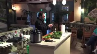 Toque Blanche Demo: Chef'n Kale & Greens Stripper