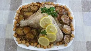 مدربل القرعة طبق تقليدي و خبيزات بزيت الزيتون و سانوج 