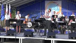 Orkester Slovenske vojske in Oto Pestner v Postojni