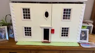 Dolls house tour