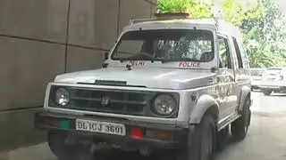 Police raid at illegal brothal delhi gb road