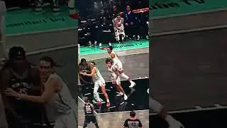 New York Liberty Courtney Vandersloot making up for foul trouble, turnovers and missed shots! #wnba