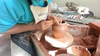 Jeremy Leach. Lebanese style water jug. Part 1.