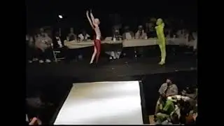 Stiffy Revlon Vs Aviance (Milan) Tischi