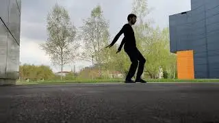 HAPPY FEET - MILAN TOMASIK