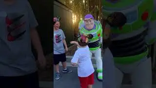 Базз Лайтер: Встреча с Hollywood Studios в Disney World