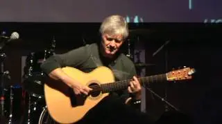 Laurence Juber playing Maybe I'm Amazed