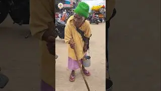 Helping the needy 💯🙏 Helping video | Helping poor people | Humanity shorts | Food donation #shorts