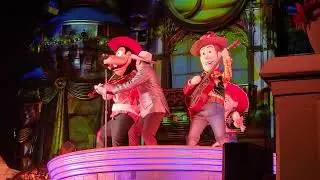 Mickey very Merry Christmas party Full castle show 12/13/2022