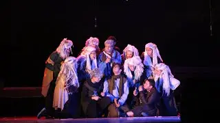 العرض المسرحي 