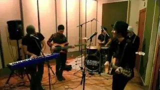 Foster the People - Pumped Up Kicks (Ratham Stone Cover) Real Feel Studios
