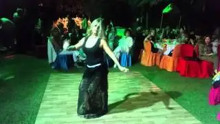 Belly Dance ( classical oriental dance ) improvisation by Christine Labaky