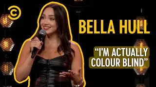Why Bella Hull Ignores Red Flags On Fit Boys | Comedy Central Live