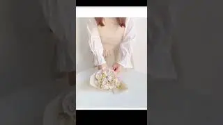 One Wrapping Paper, Five Floral Packaging Solution
