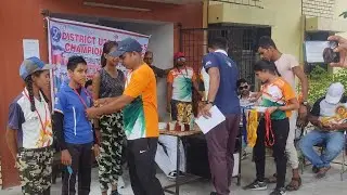 Rachna maurya event  800 meter 1st (gold medal) district level in unnao pandit deen dayal  stadium.