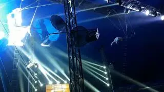 Fliying trapeze Poderoso Circo Rolex