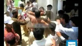 Dunya TV-04-07-2011-Mianwali Long March Clash