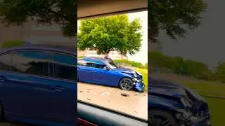 Another #crazy #wreck I saw on the road! #smh #outofline #wild #houstontraffic