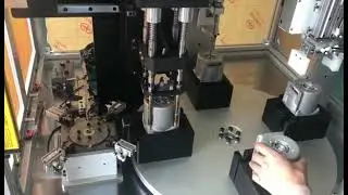 TongHui Multi axis locking screw machine